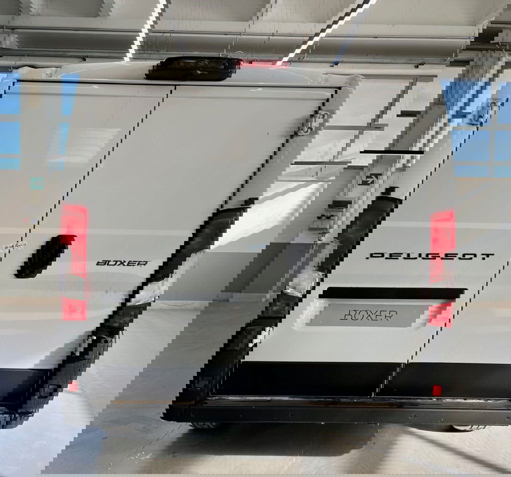 Peugeot Boxer Furgone nuova a Bari (6)