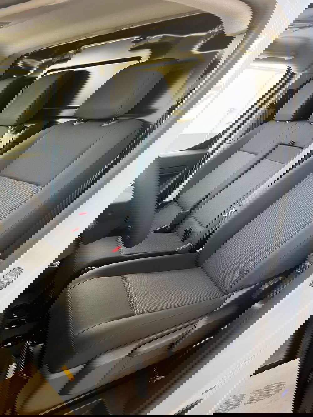 Peugeot Expert Furgone nuova a Bari (15)