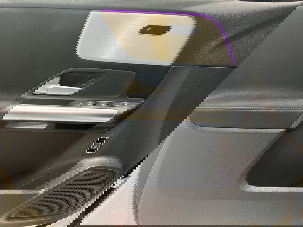 Mercedes-Benz GLA SUV usata a Cosenza (12)