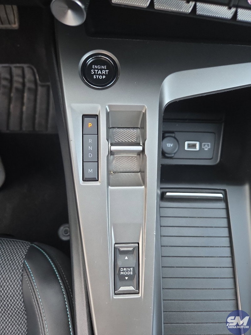 Peugeot 308 SW usata a Siena (14)