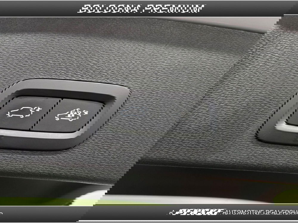 Volvo XC40 usata a Bologna (11)