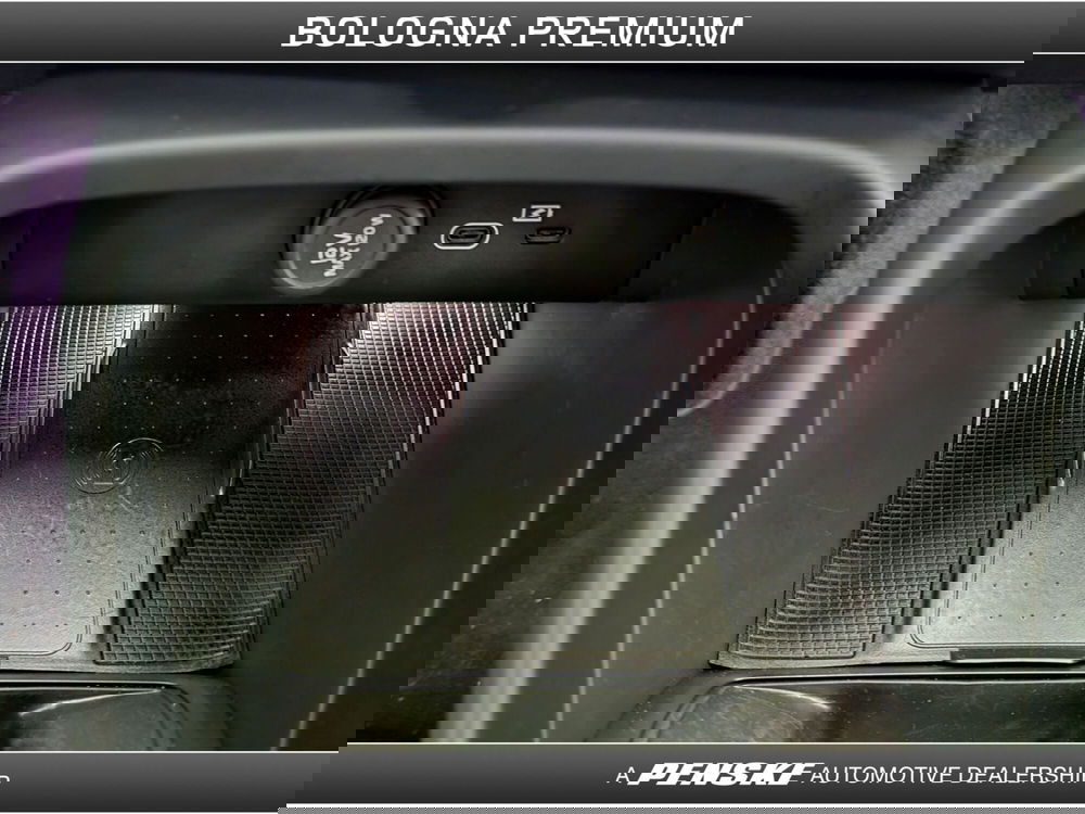 Volvo XC40 usata a Bologna (13)
