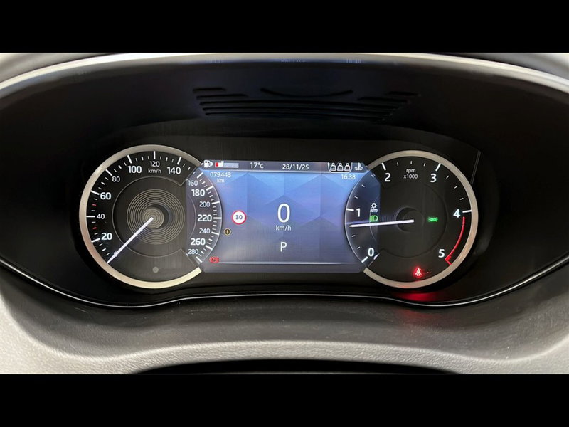 Jaguar E-Pace usata a Varese (10)