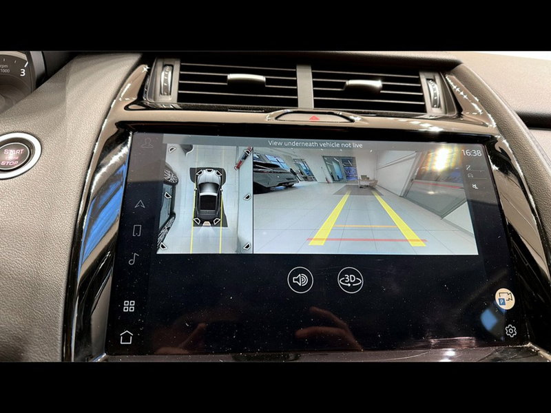Jaguar E-Pace usata a Varese (11)