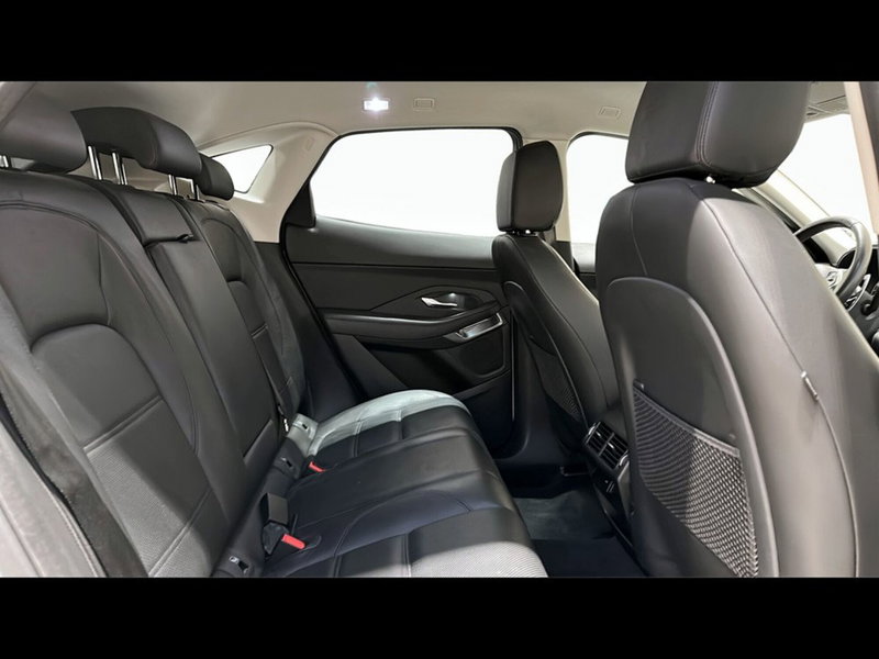 Jaguar E-Pace usata a Varese (5)