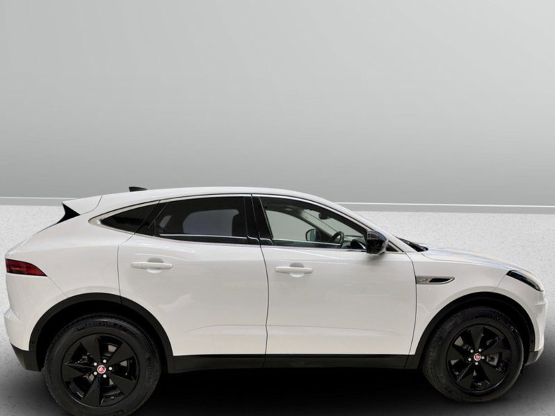 Jaguar E-Pace usata a Varese (6)