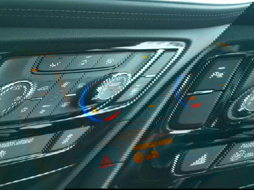 Opel Mokka usata a Taranto (16)