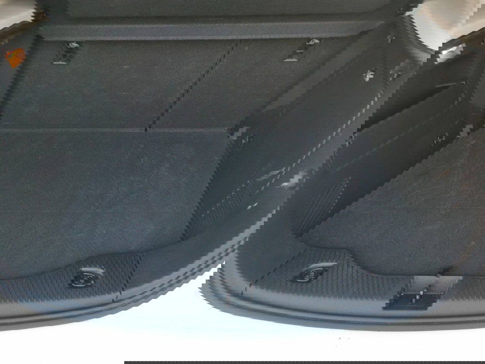 Opel Mokka usata a Taranto (18)