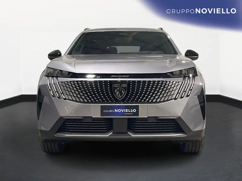 Peugeot 5008 nuova a Salerno (2)