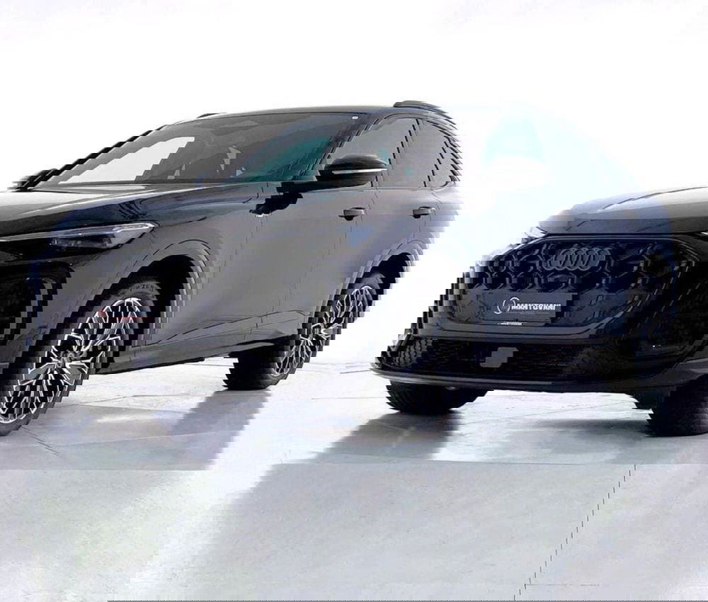 Audi Q5 Sportback nuova a Perugia