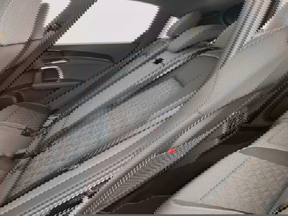 Audi Q5 Sportback nuova a Perugia (16)