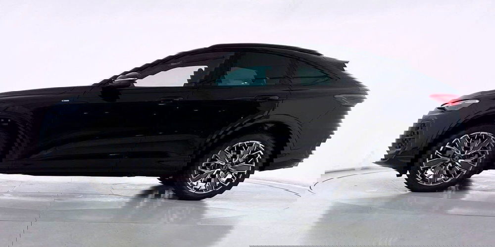 Audi Q5 Sportback nuova a Perugia (4)