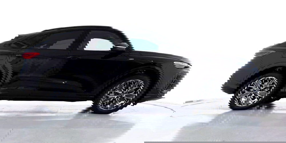 Audi Q5 Sportback nuova a Perugia (5)