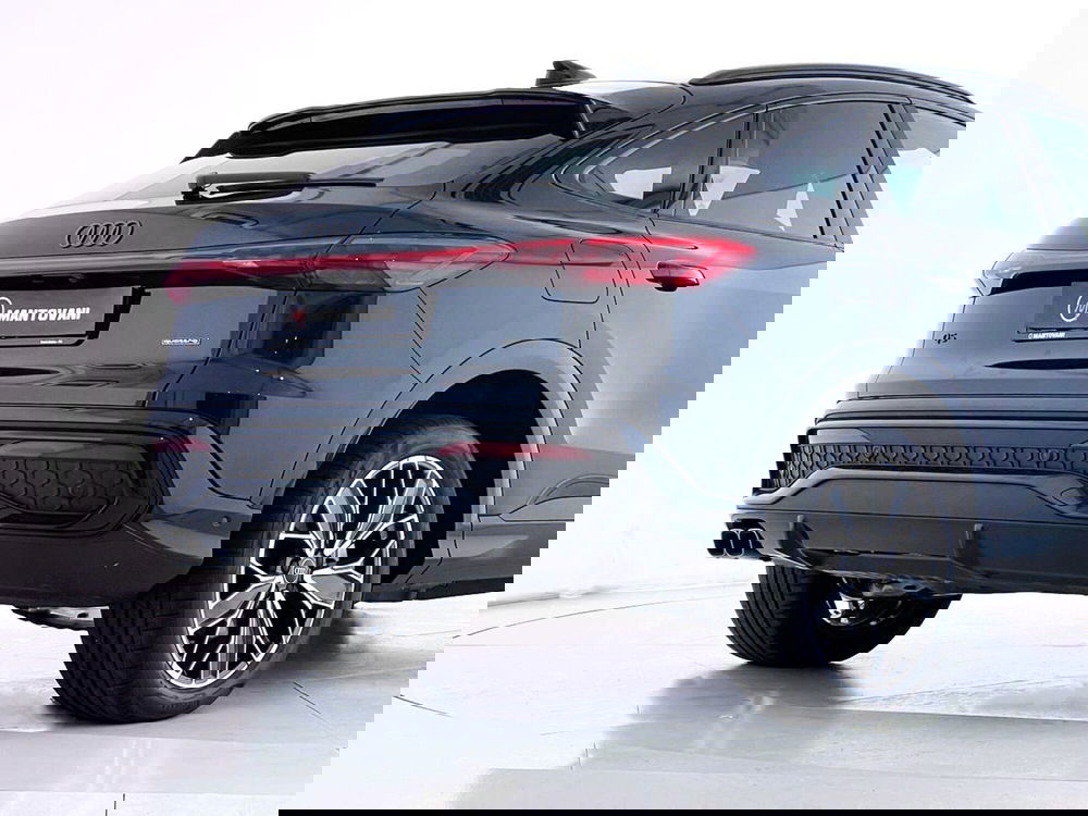 Audi Q5 Sportback nuova a Perugia (8)