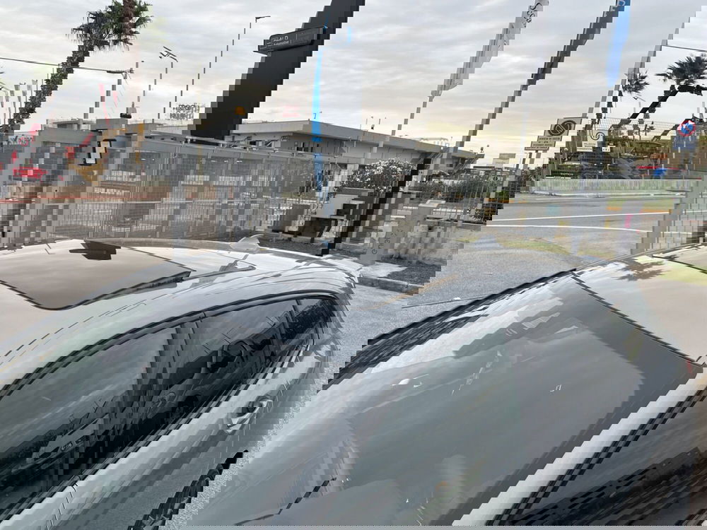 BMW Serie 1 nuova a Caserta (19)