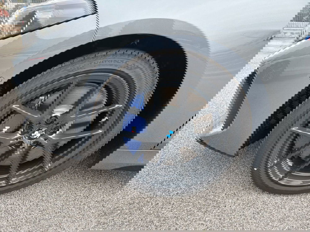 BMW Serie 1 nuova a Caserta (6)