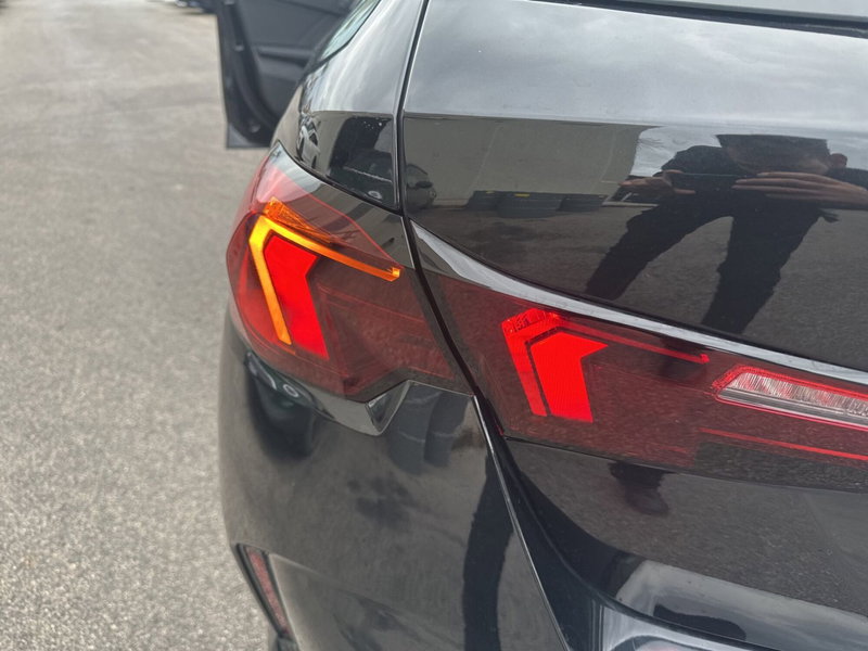 BMW Serie 1 nuova a Caserta (14)