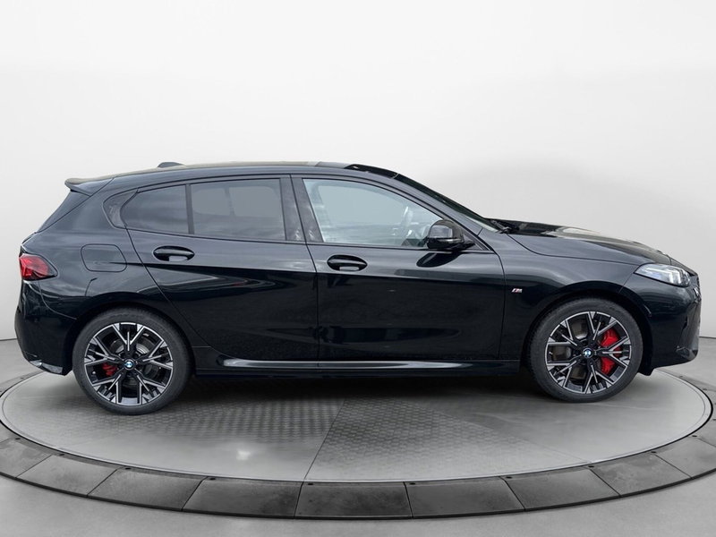 BMW Serie 1 nuova a Caserta (7)