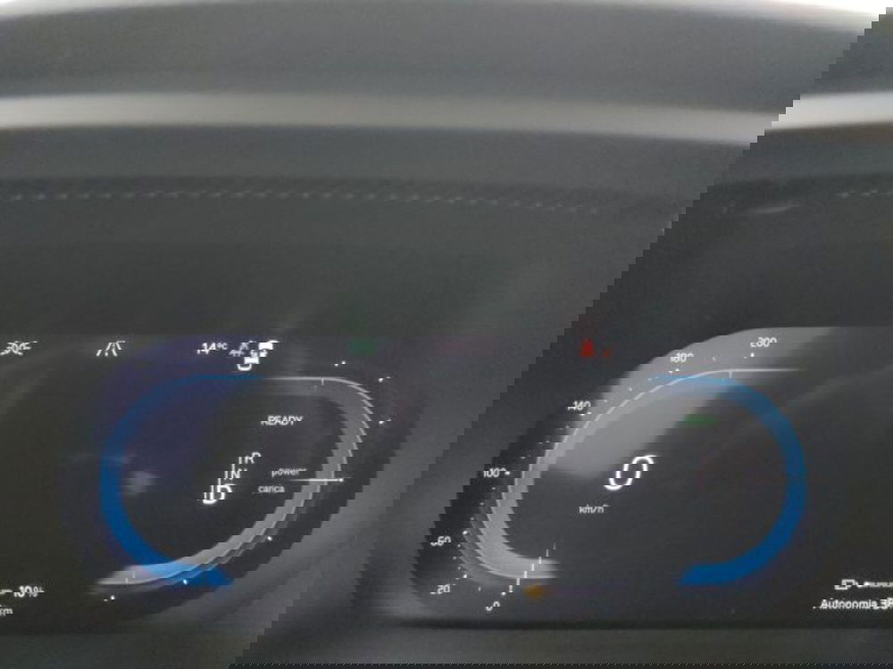 Volvo XC40 nuova a Modena (17)