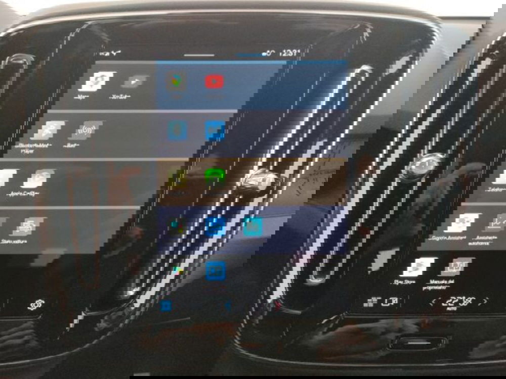 Volvo XC40 nuova a Modena (19)