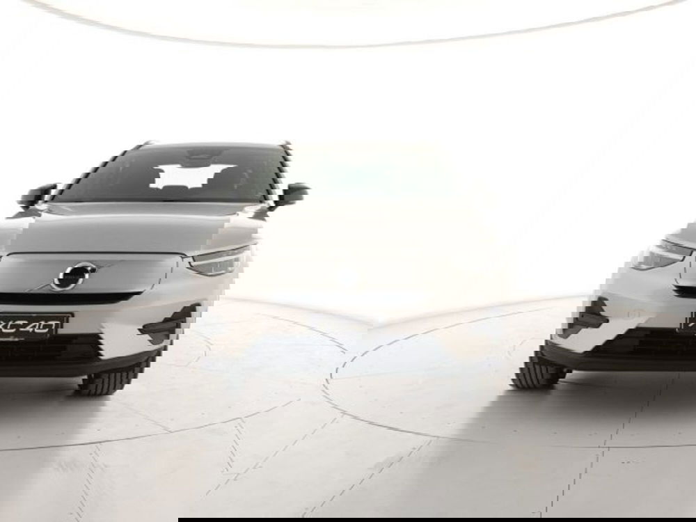 Volvo XC40 nuova a Modena (8)