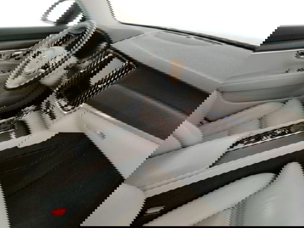 Volvo V90 Cross Country usata a Modena (10)