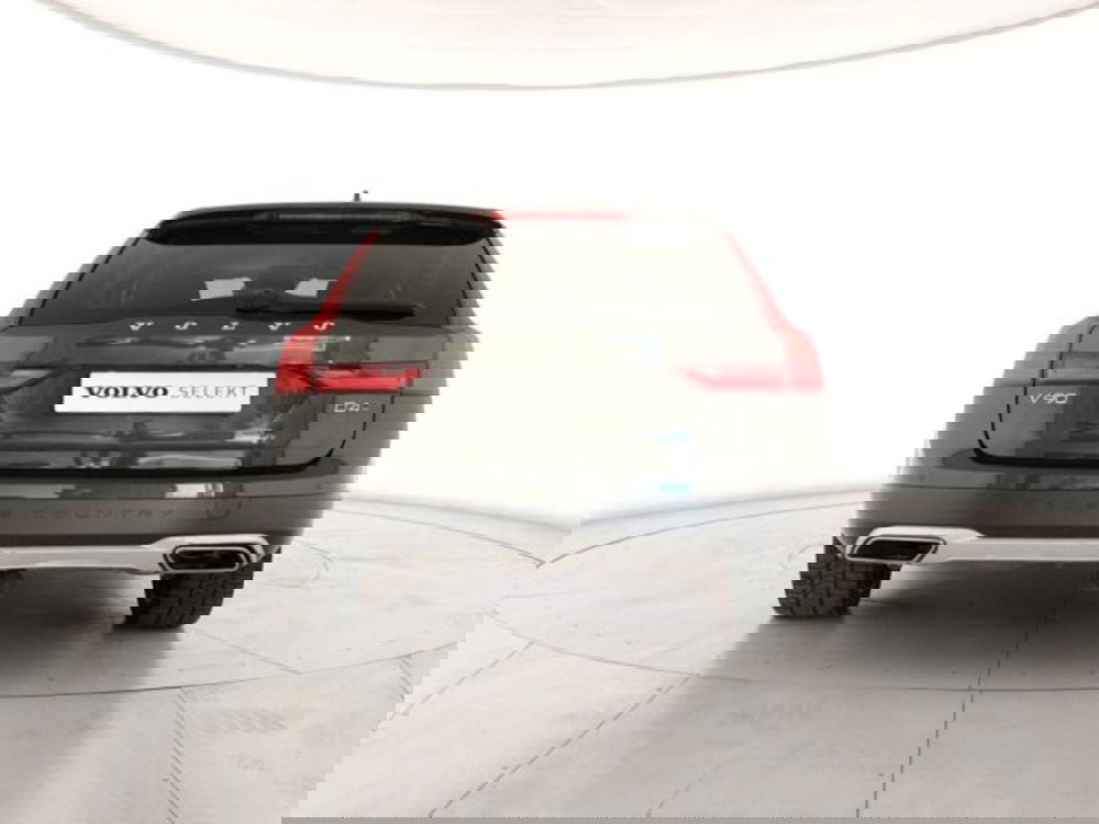 Volvo V90 Cross Country usata a Modena (4)