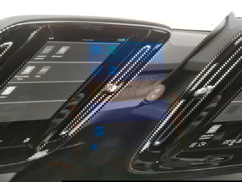 Volvo XC40 nuova a Modena (16)