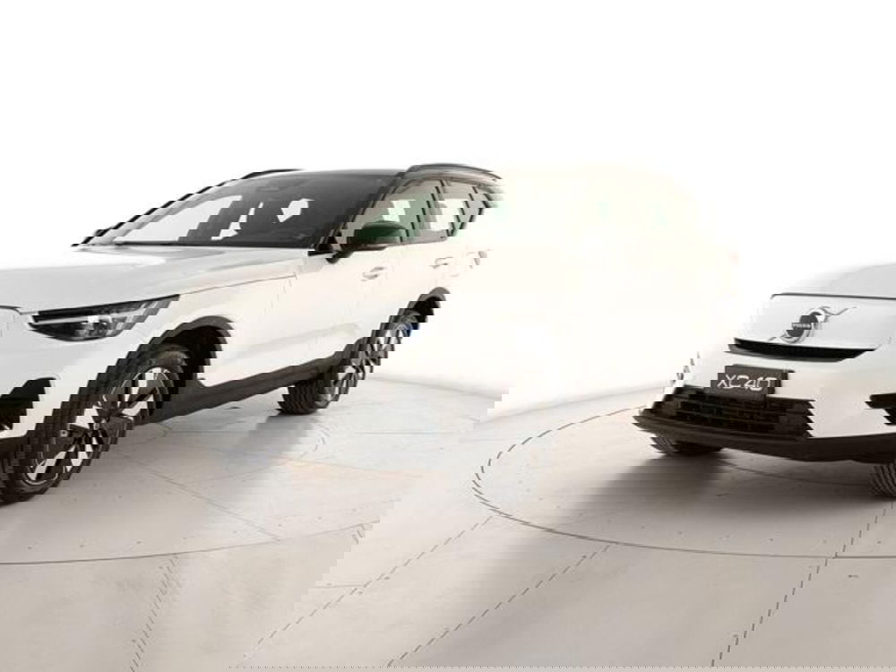 Volvo XC40 nuova a Modena (2)