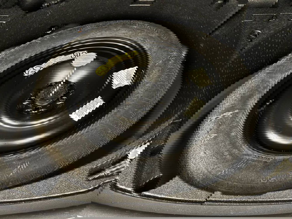 Land Rover Discovery Sport usata a Savona (17)