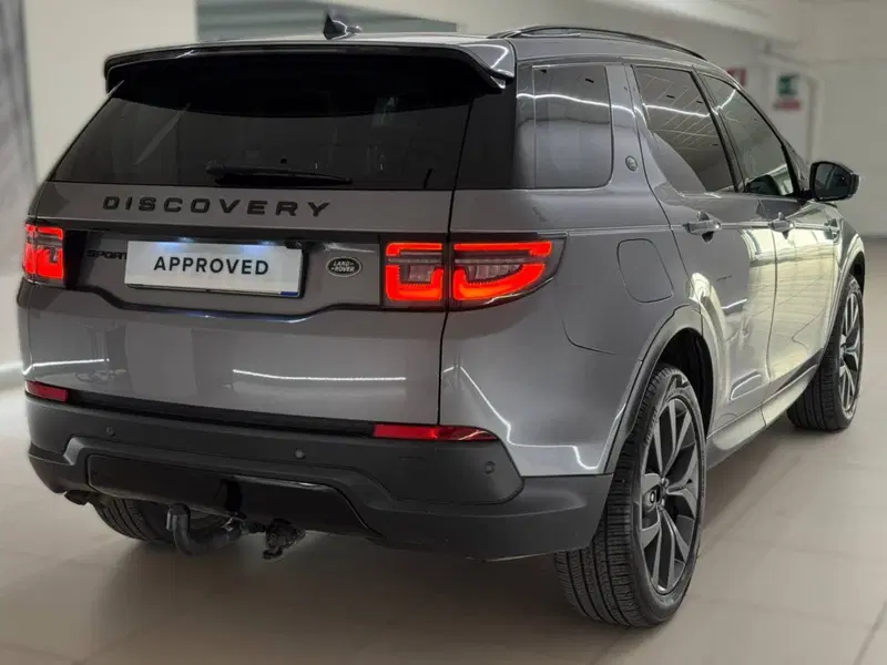 Land Rover Discovery Sport usata a Savona (2)