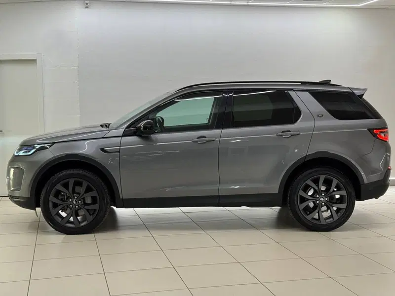 Land Rover Discovery Sport usata a Savona (6)