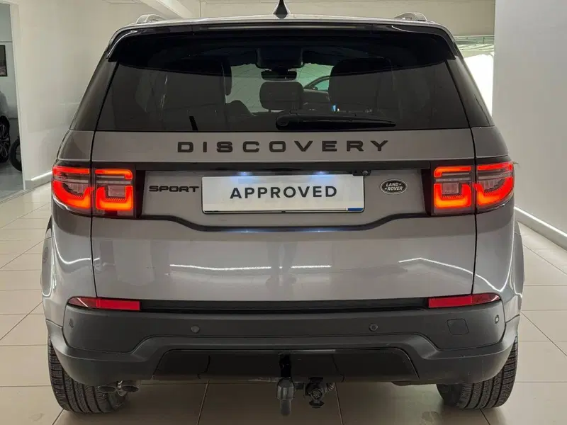 Land Rover Discovery Sport usata a Savona (7)