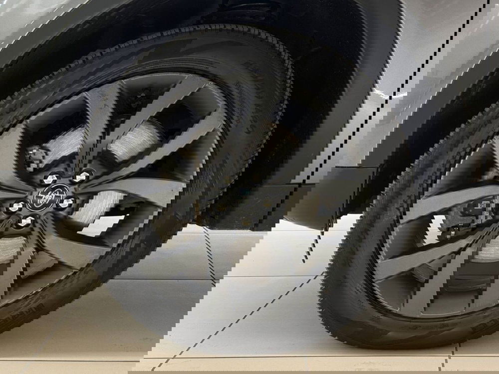 Land Rover Discovery Sport usata a Savona (9)