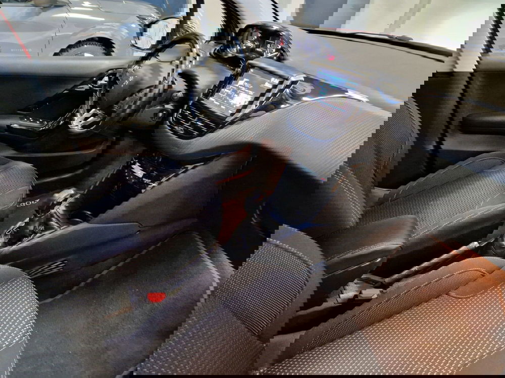 Peugeot 208 usata a Varese (10)