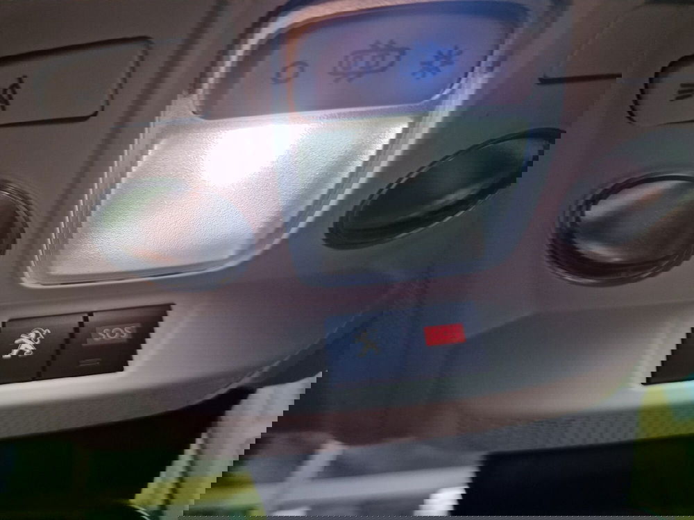 Peugeot 208 usata a Varese (20)