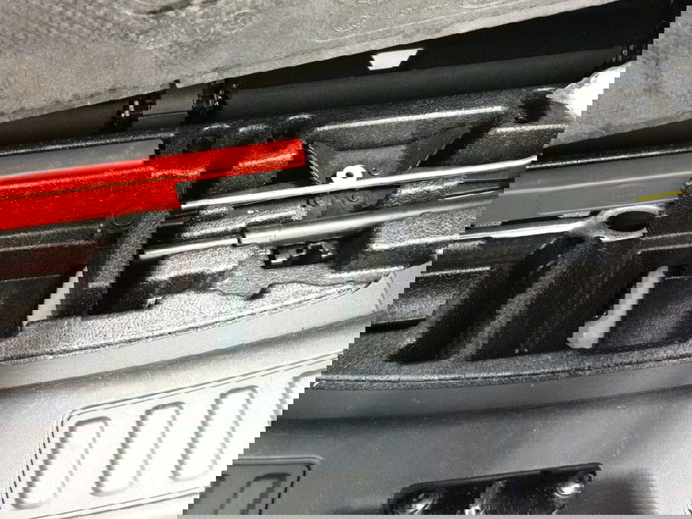 Land Rover Discovery Sport usata a Bologna (10)