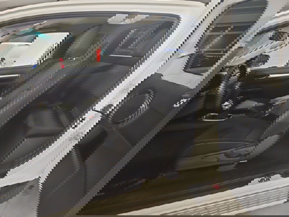 Toyota Hilux usata a Vicenza (15)