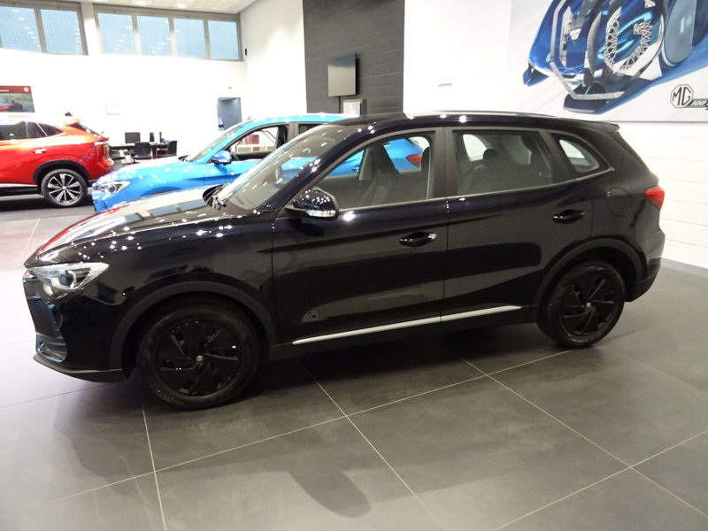 Mg ZS nuova a Lucca (2)