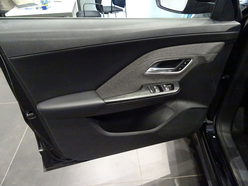 Mg ZS nuova a Lucca (7)