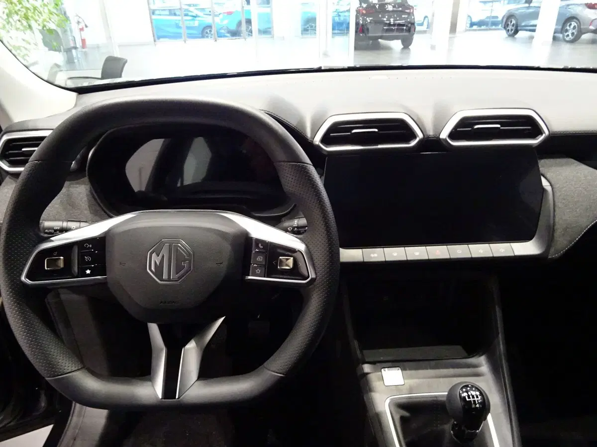 Mg ZS nuova a Lucca (9)