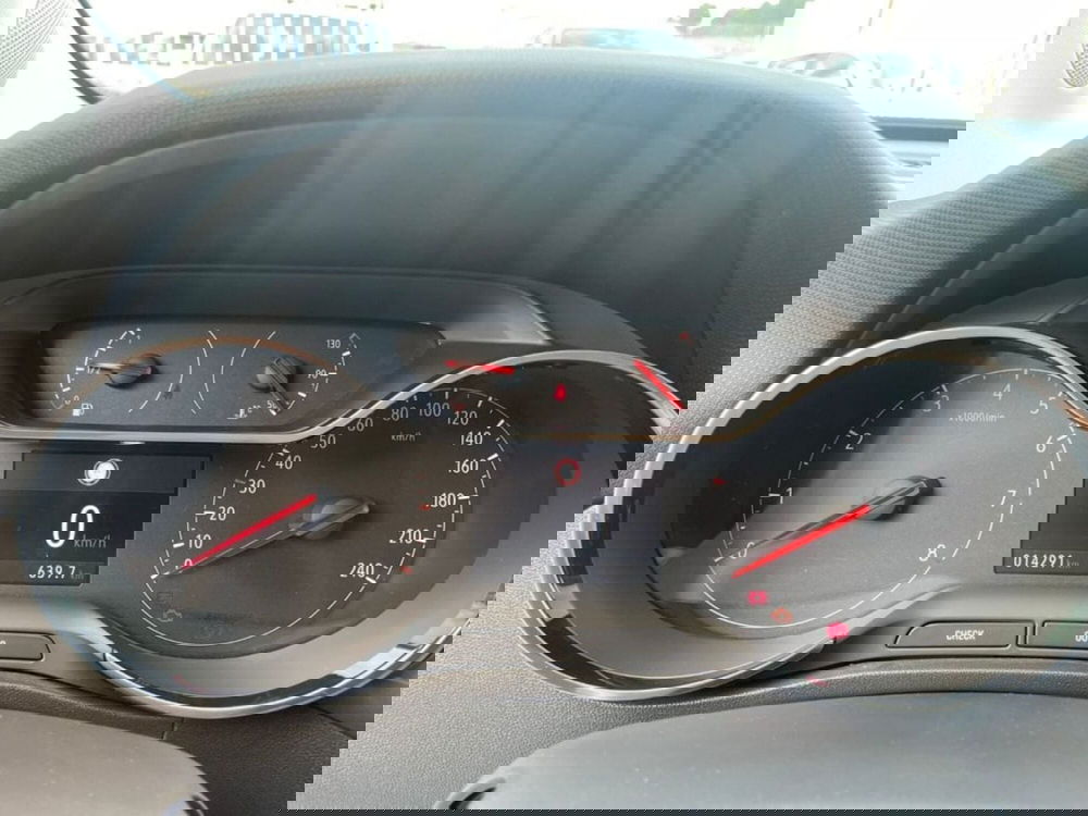 Opel Crossland usata a Foggia (10)