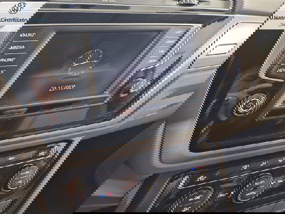 Volkswagen Touran usata a Genova (14)