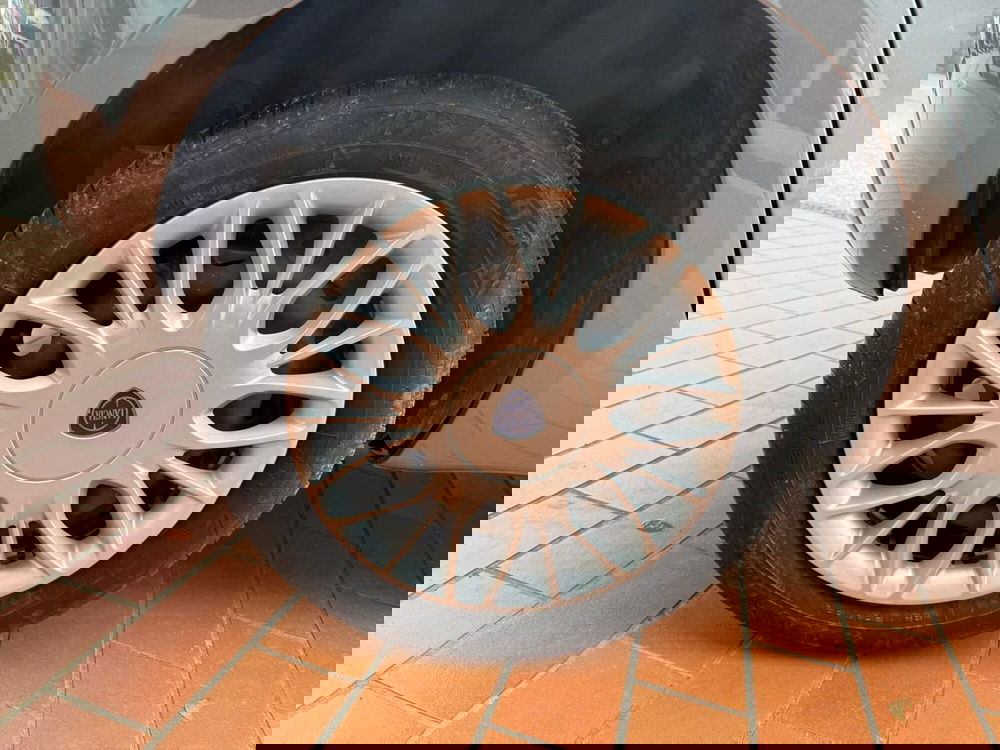 Lancia Ypsilon usata a Arezzo (17)