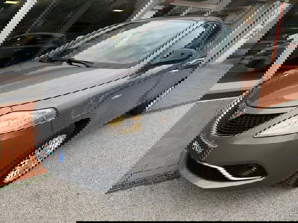 Lancia Ypsilon usata a Arezzo (3)