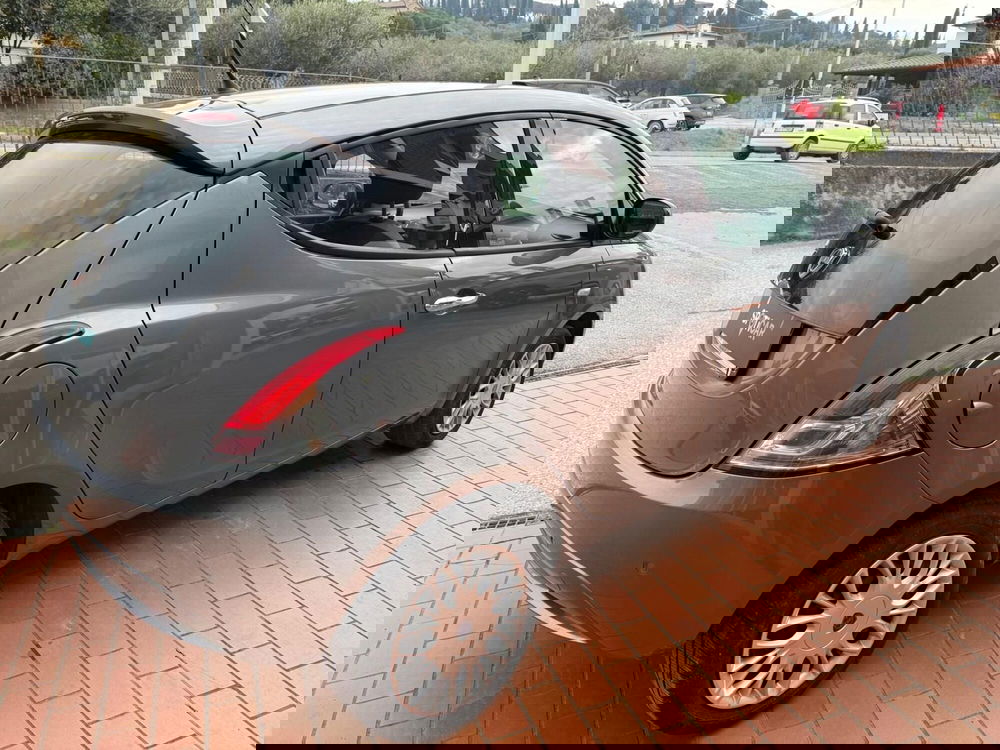 Lancia Ypsilon usata a Arezzo (5)