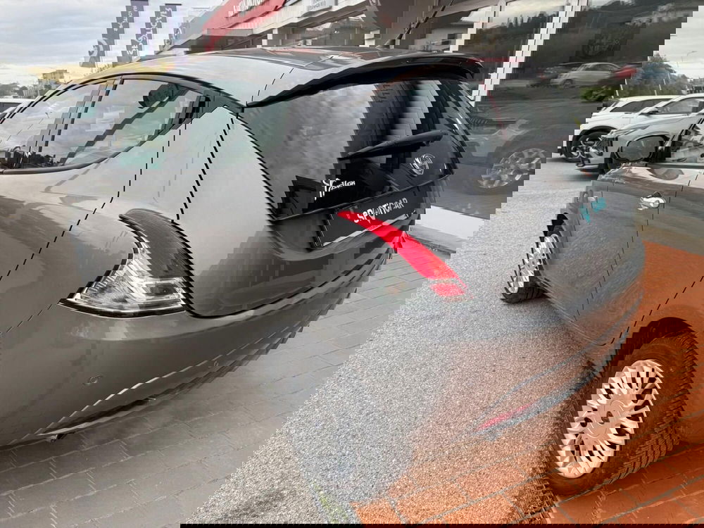 Lancia Ypsilon usata a Arezzo (7)