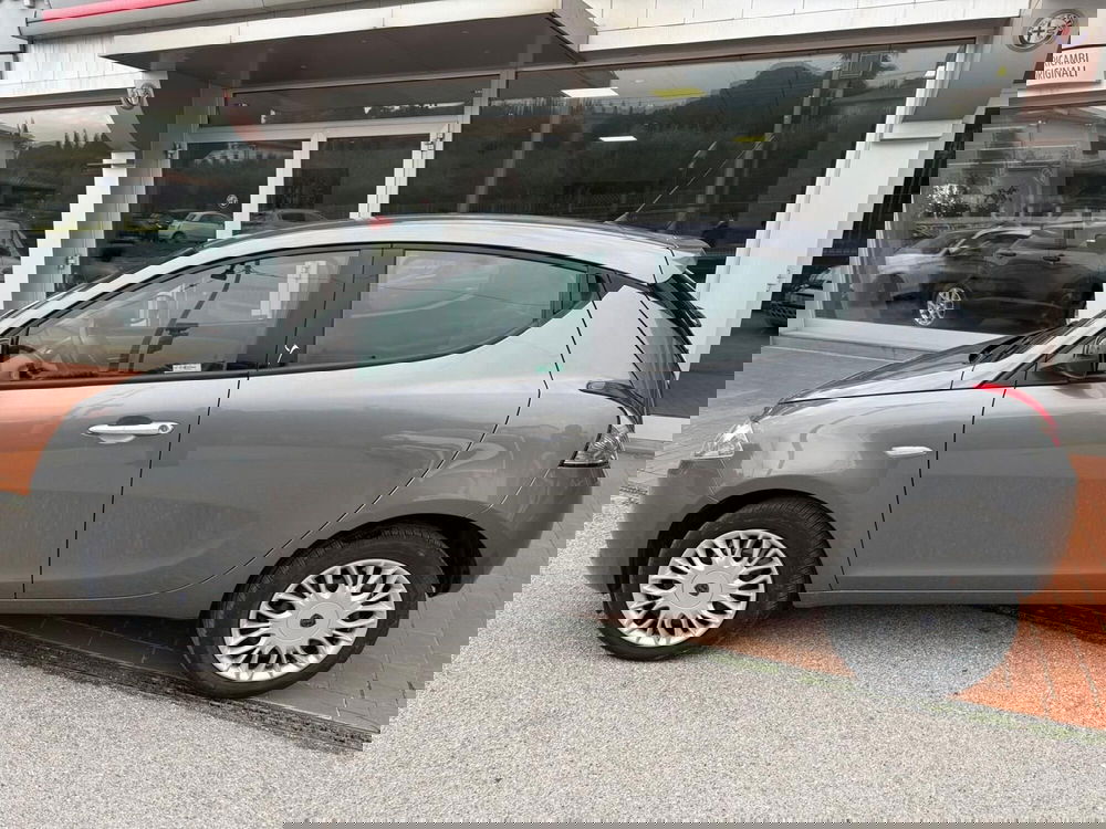 Lancia Ypsilon usata a Arezzo (8)