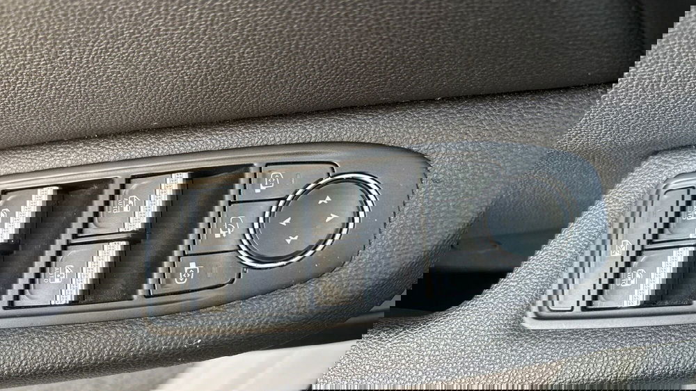 Renault Clio usata a Padova (15)