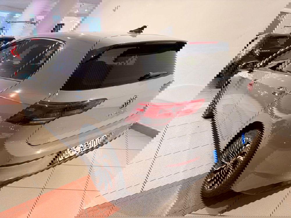 Volkswagen Golf usata a Genova (3)